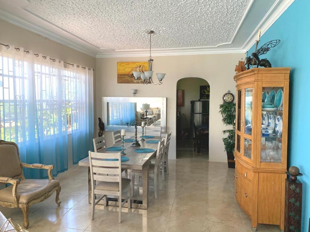 Bella Vista Vacation Lejlighed Montego Bay Eksteriør billede